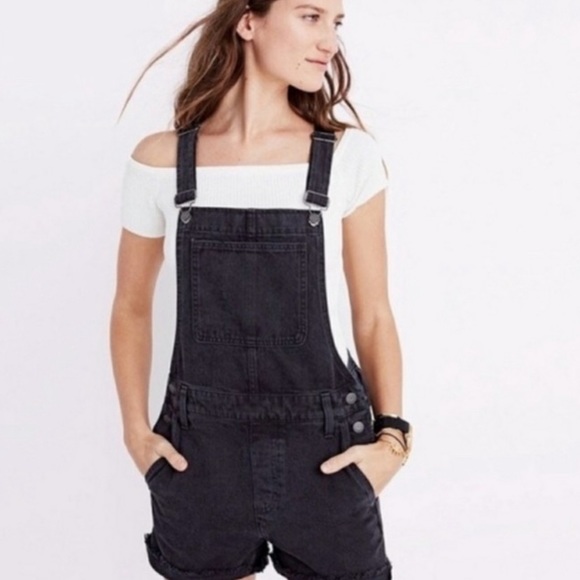 Madewell Denim - Madewell Short Denim Overalls in Black Size M